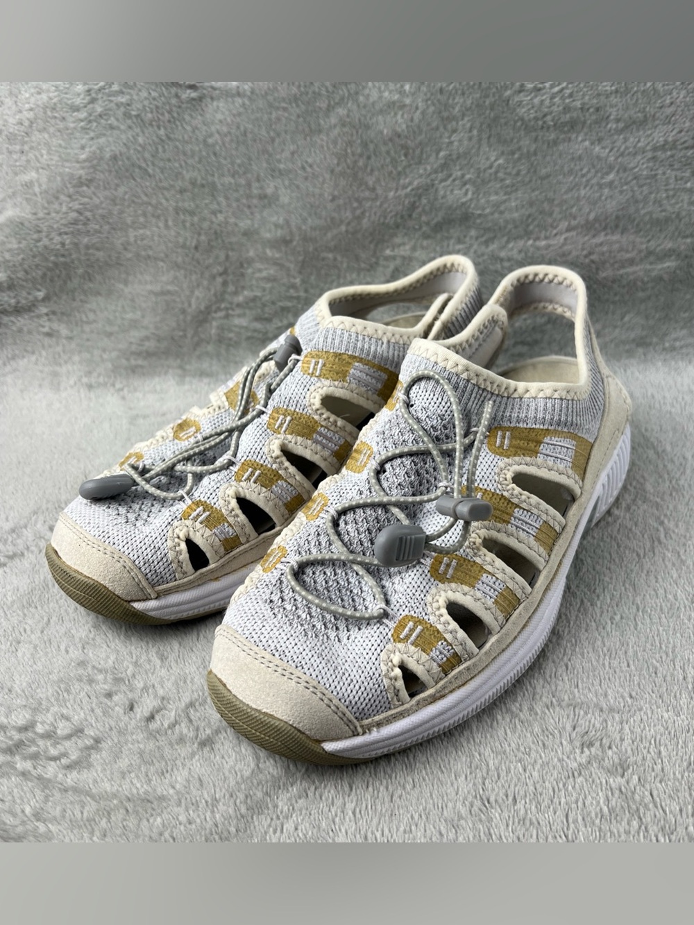 Orthofeet Laguna 807 Sandals Women's Size 7.5 Medium Beige Knit Orthopedic Shoes